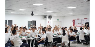 用教育將人才和企業(yè)鏈接，是創(chuàng)世紀(jì)商學(xué)院的使命